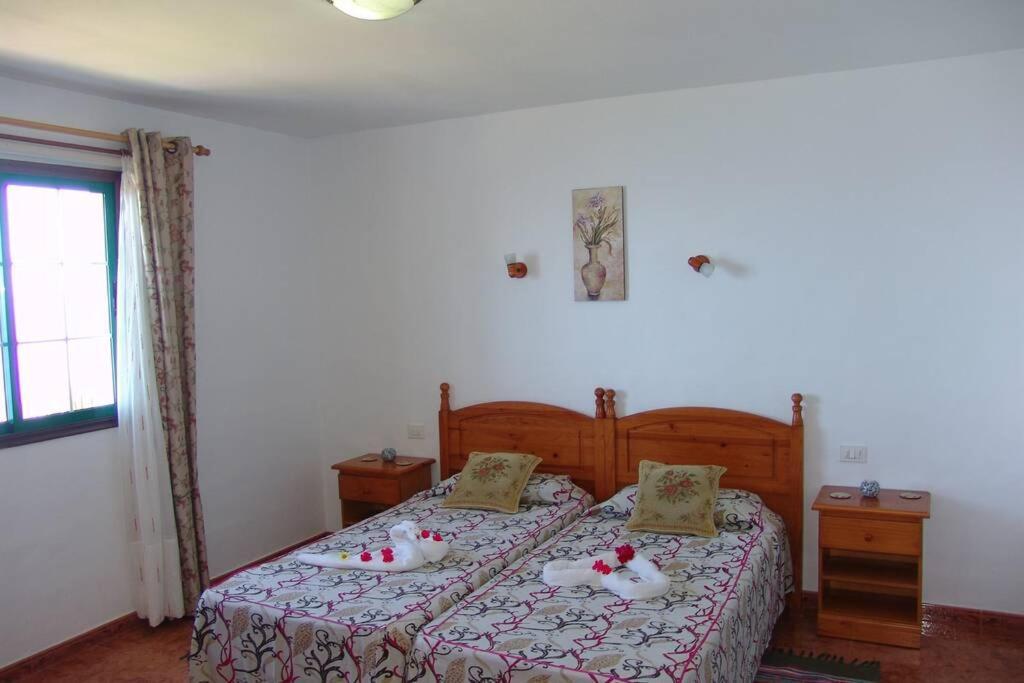 Apartamentos Finca Casa Jardin Tijarafe Luaran gambar